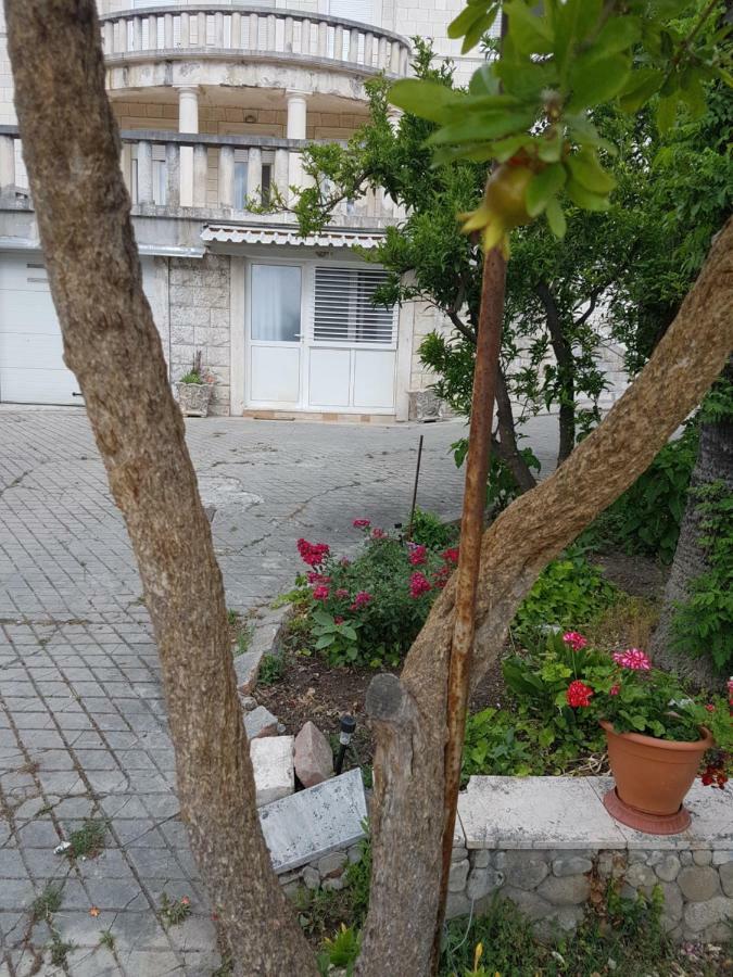 Apartment Lju On The Beach Split Buitenkant foto